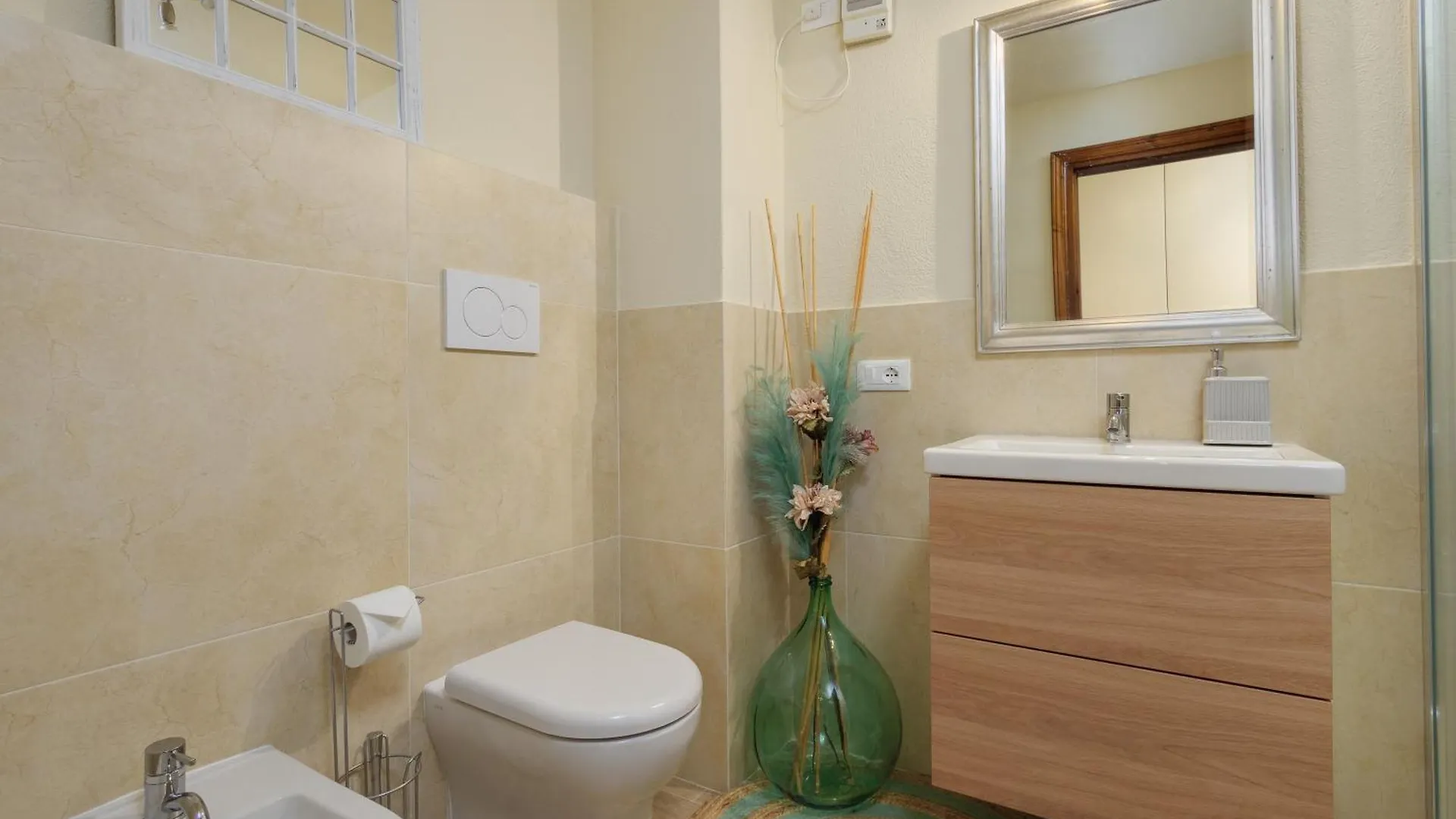 Villa Caterina Con Depandance Punta Molara Vakantiehuis